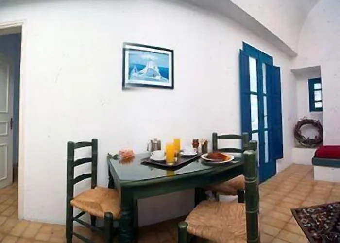 Oia's Sunset Hotel Oia